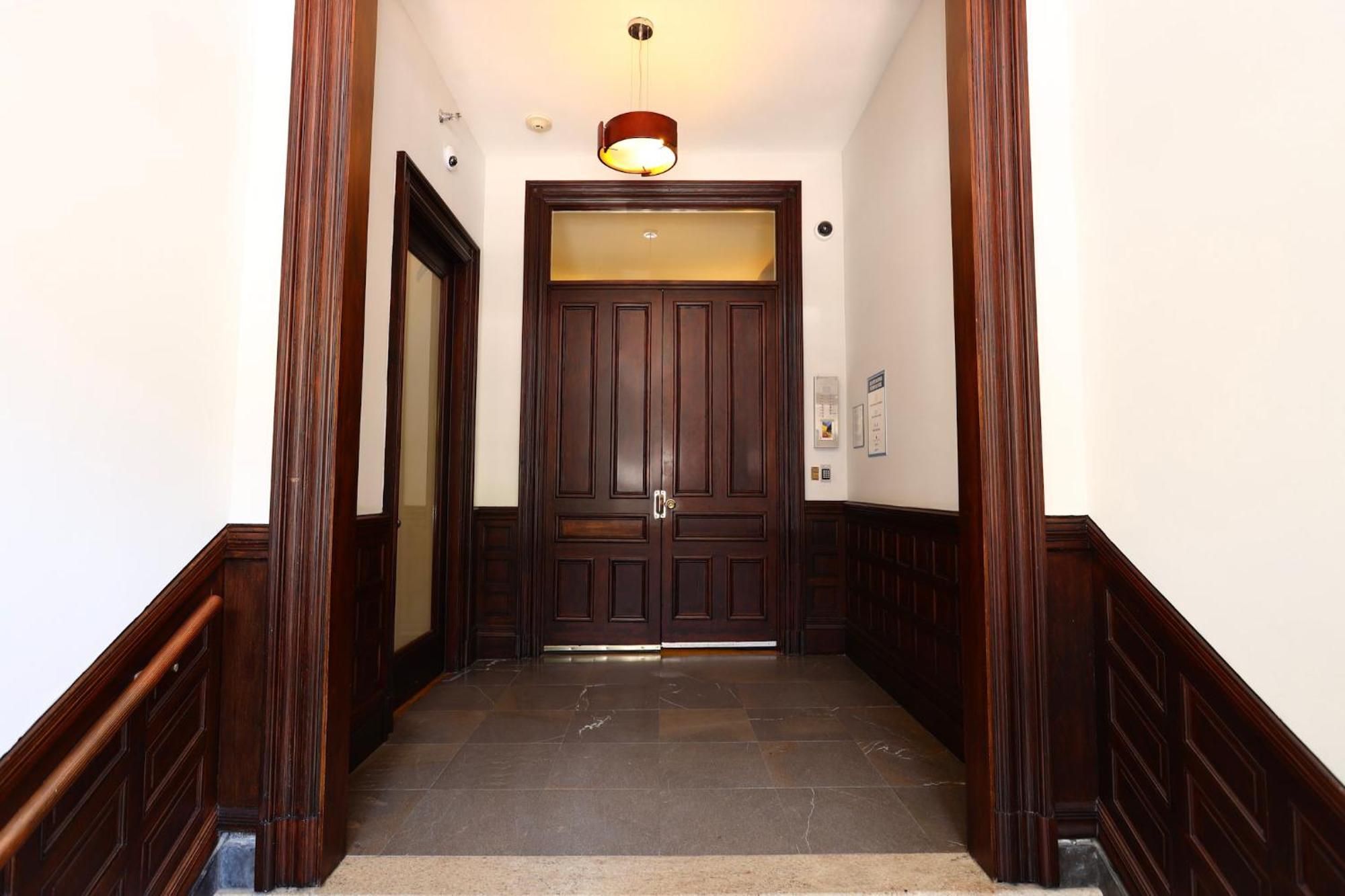 Stylish Studio On Newbury Street, #10 보스톤 외부 사진