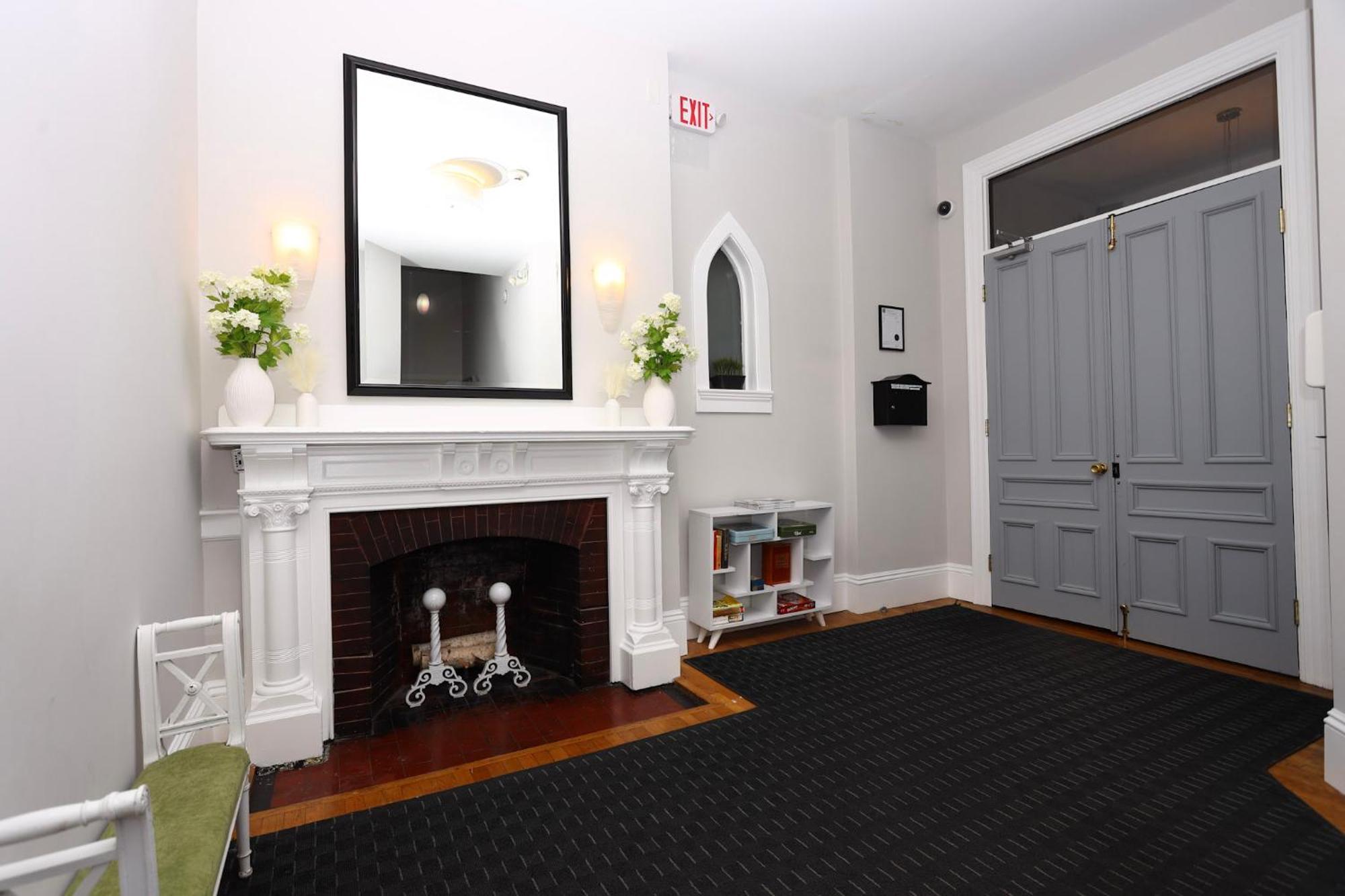 Stylish Studio On Newbury Street, #10 보스톤 외부 사진