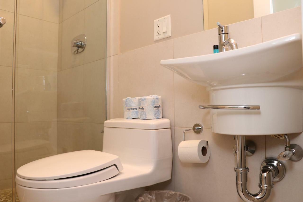 Stylish Studio On Newbury Street, #10 보스톤 외부 사진